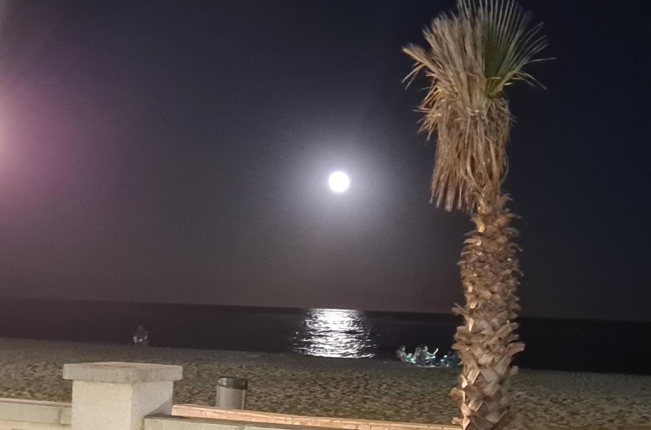 Apartamento Primera Linea Mar Cambrils Cerca Puerto Eksteriør bilde